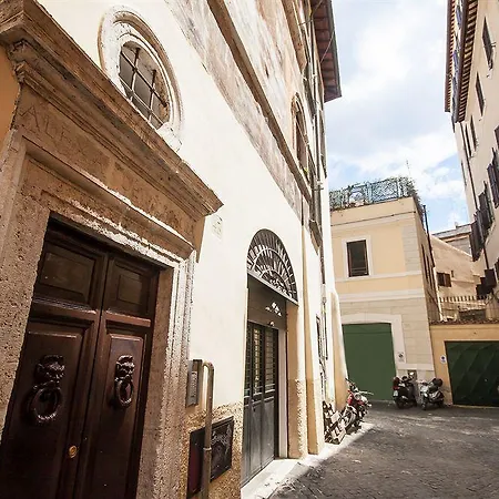 Apartment Il Glicine Campo De Fiori Rome