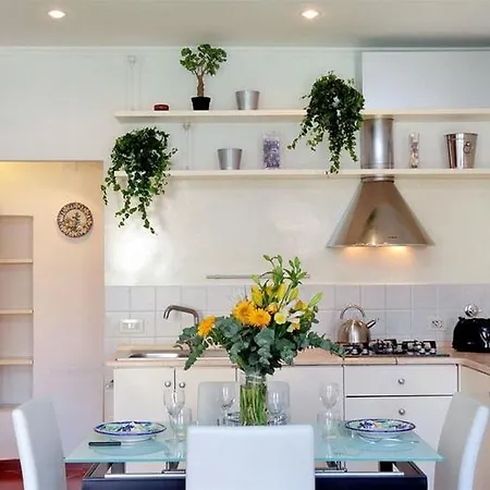 Il Glicine Campo De Fiori Appartement *